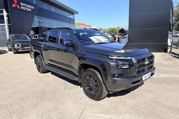 2025 Mitsubishi Triton GSR MV 4X4