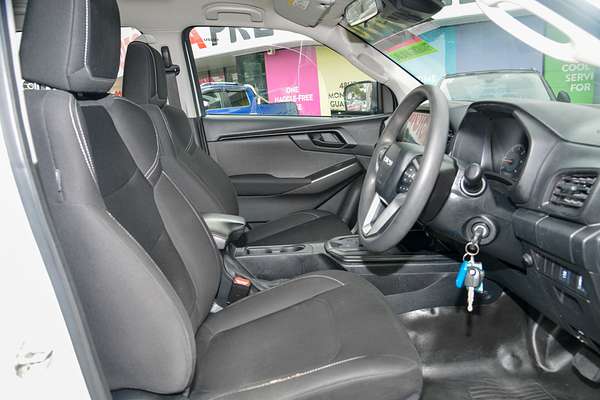 2021 Isuzu D-MAX SX 4X4 thumb-9