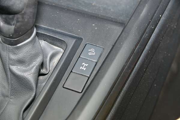 2021 Isuzu D-MAX SX 4X4 thumb-12