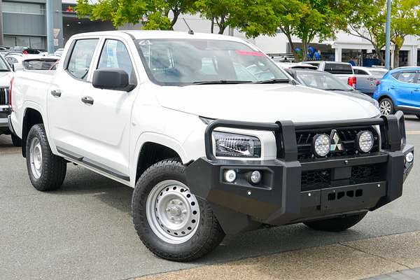2025 Mitsubishi Triton GLX MV 4X4
