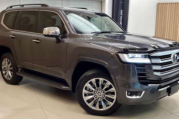 2022 Toyota Landcruiser Sahara ZX FJA300R