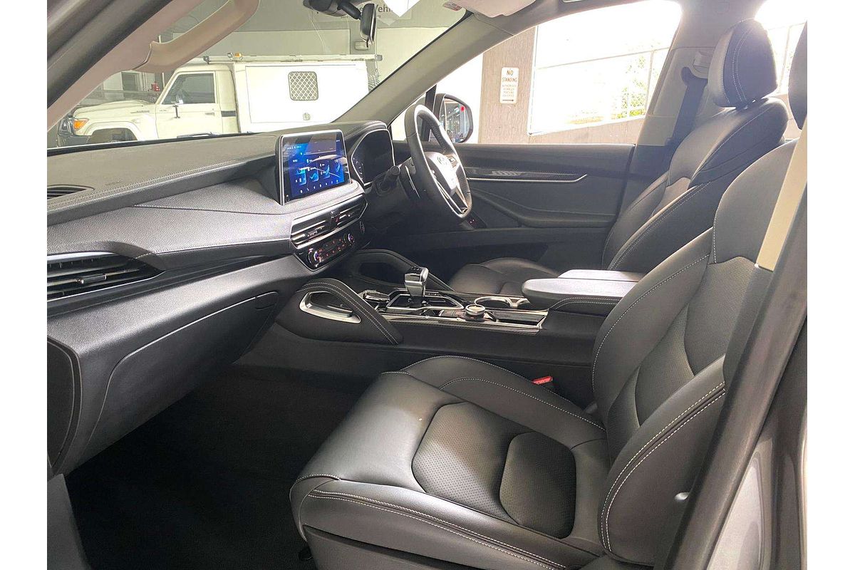 D90 SV9A EXECUTIVE (4WD) 2.0L T4 TURBO MPFI 6 SP AUTOMATIC 4D WAGON 