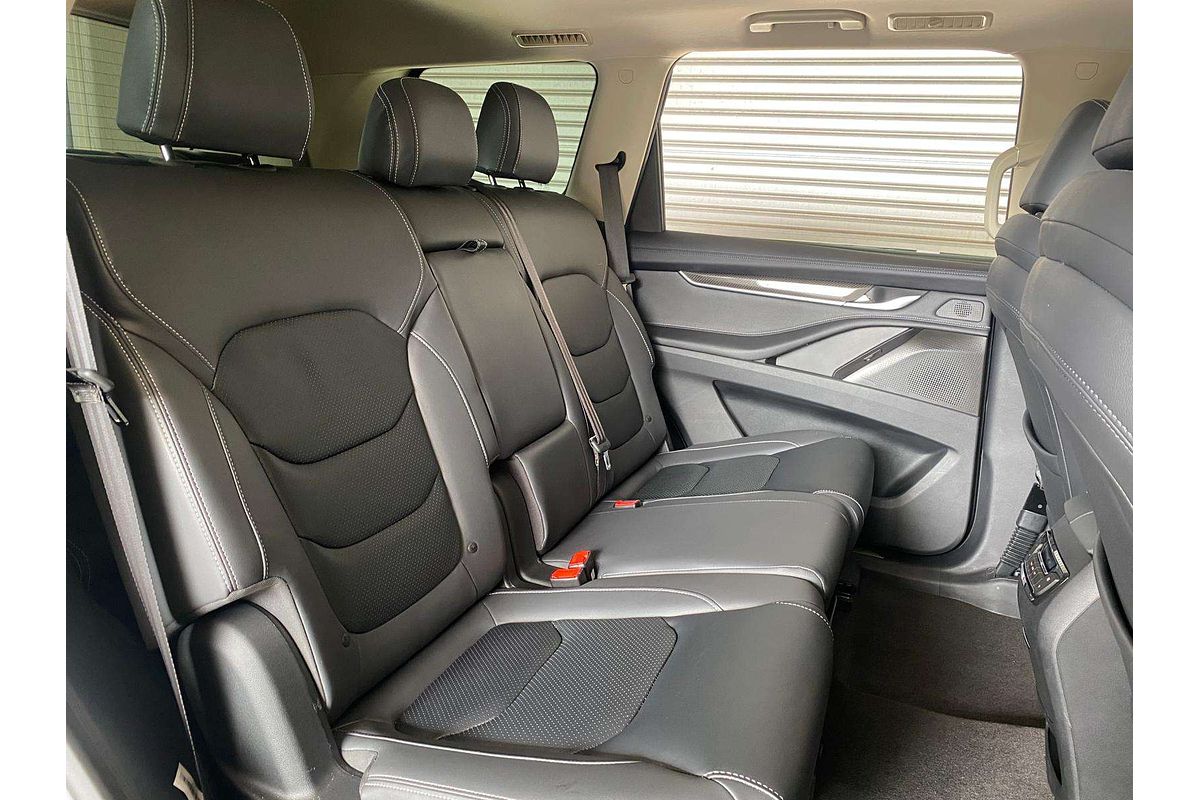 D90 SV9A EXECUTIVE (4WD) 2.0L T4 TURBO MPFI 6 SP AUTOMATIC 4D WAGON 