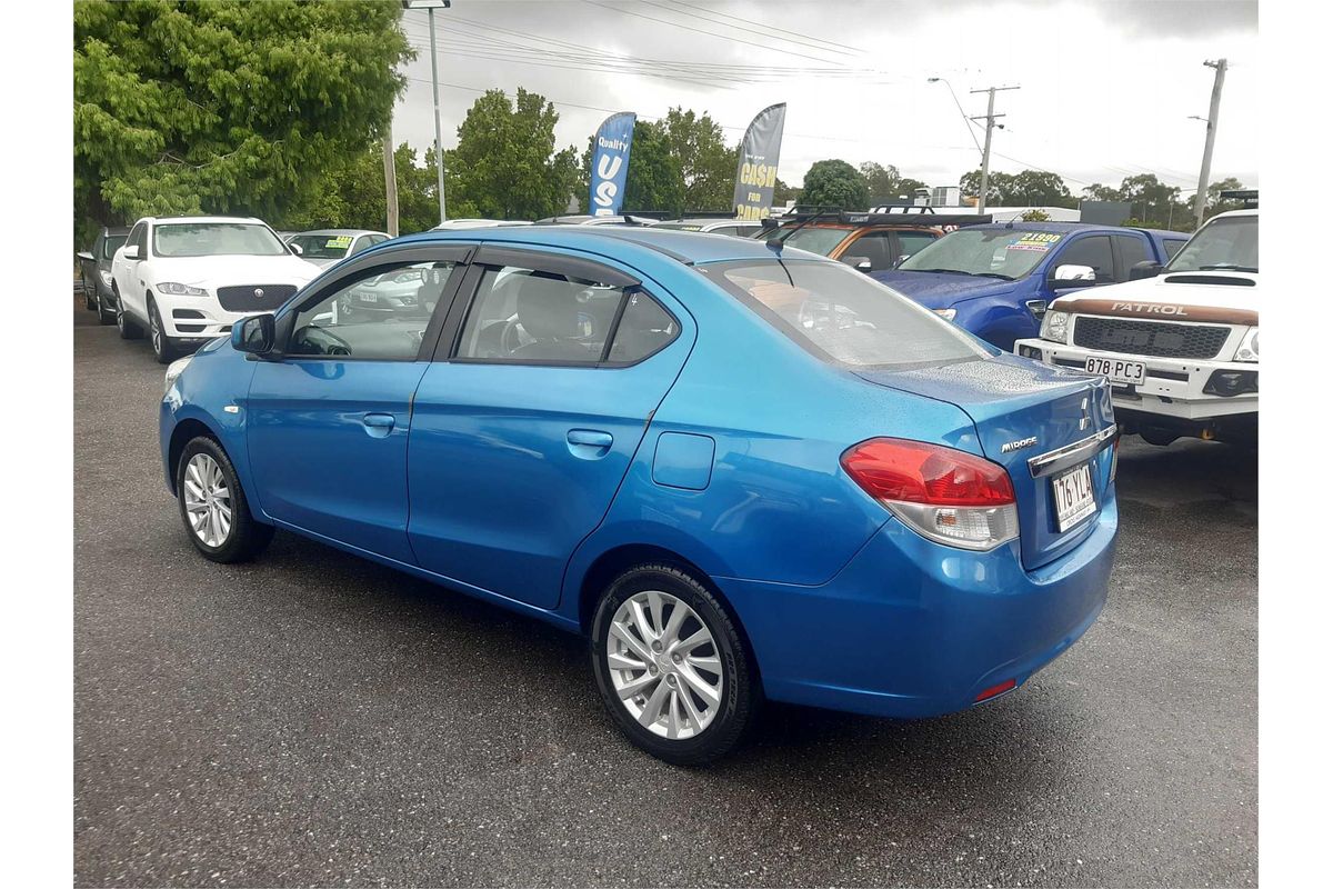 2014 Mitsubishi Mirage ES LA