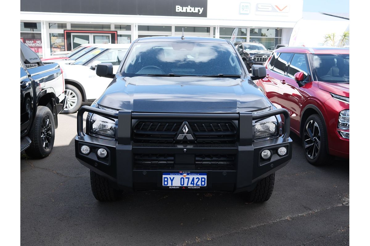 2025 Mitsubishi Triton GLX MV 4X4