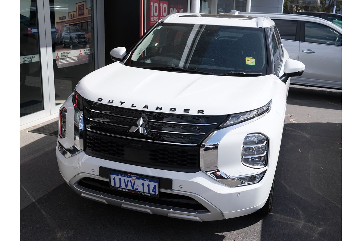 2024 Mitsubishi Outlander PHEV Exceed ZM