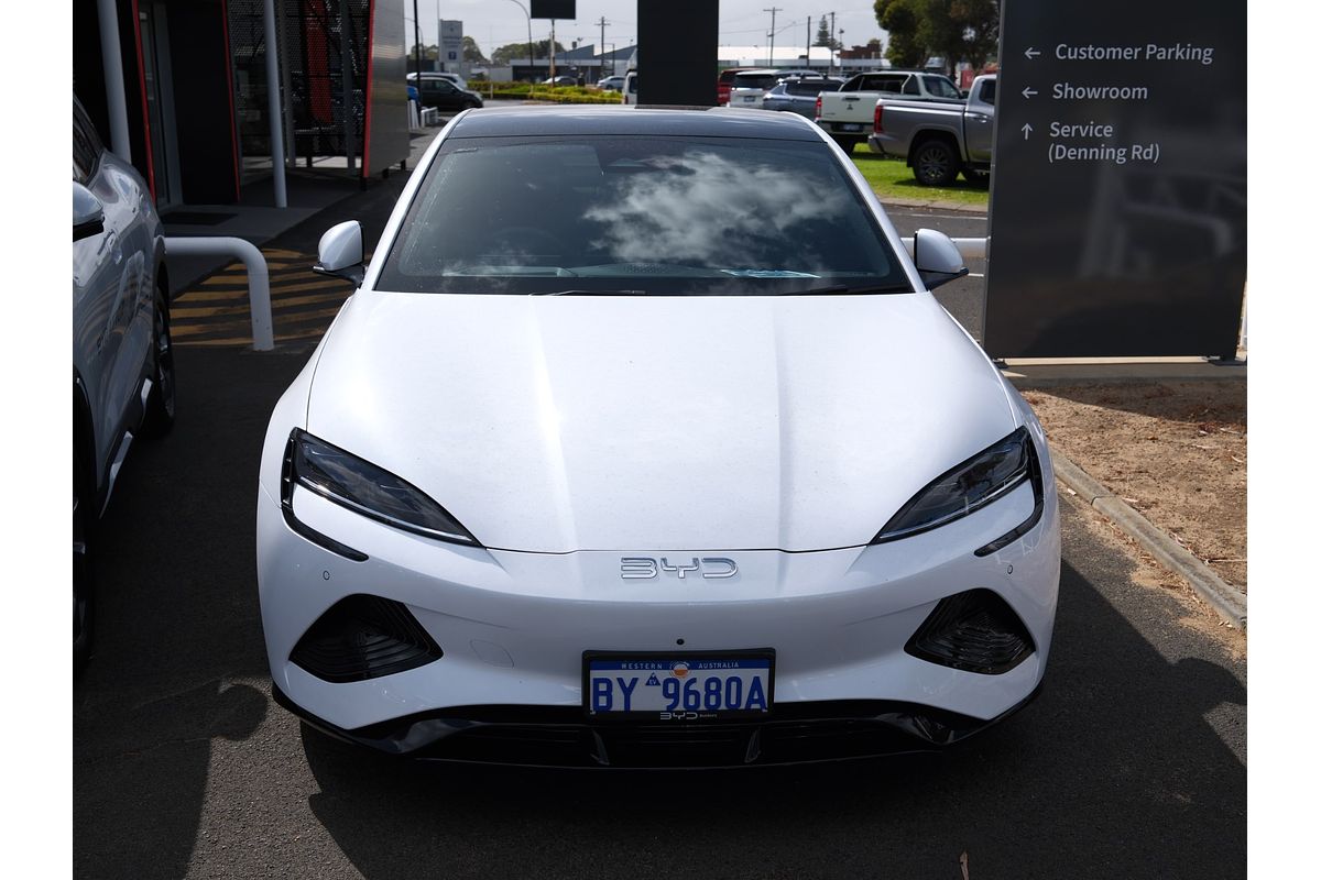 2025 BYD Seal Premium