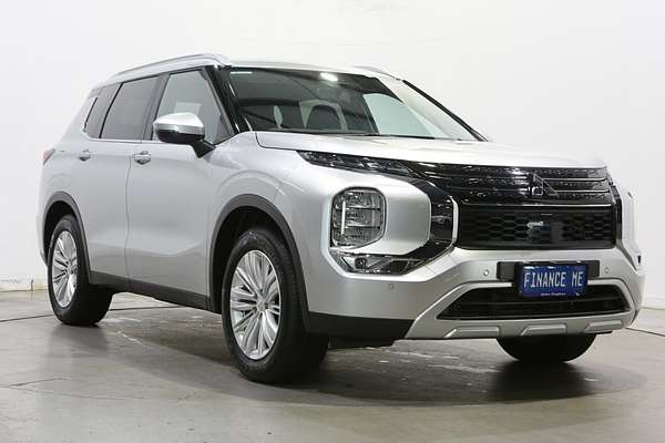 2025 Mitsubishi Outlander LS ZM