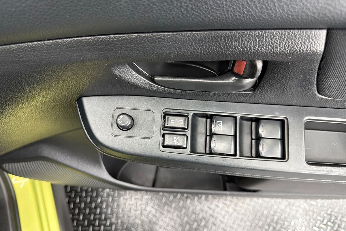 2014 Subaru XV 2.0i G4X