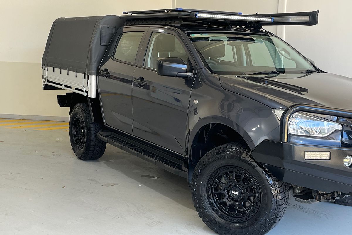 2022 Isuzu D-MAX SX 4X4