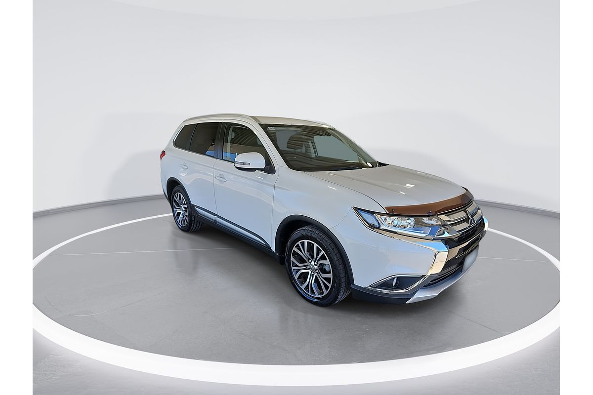 2017 Mitsubishi Outlander LS Safety Pack ZK