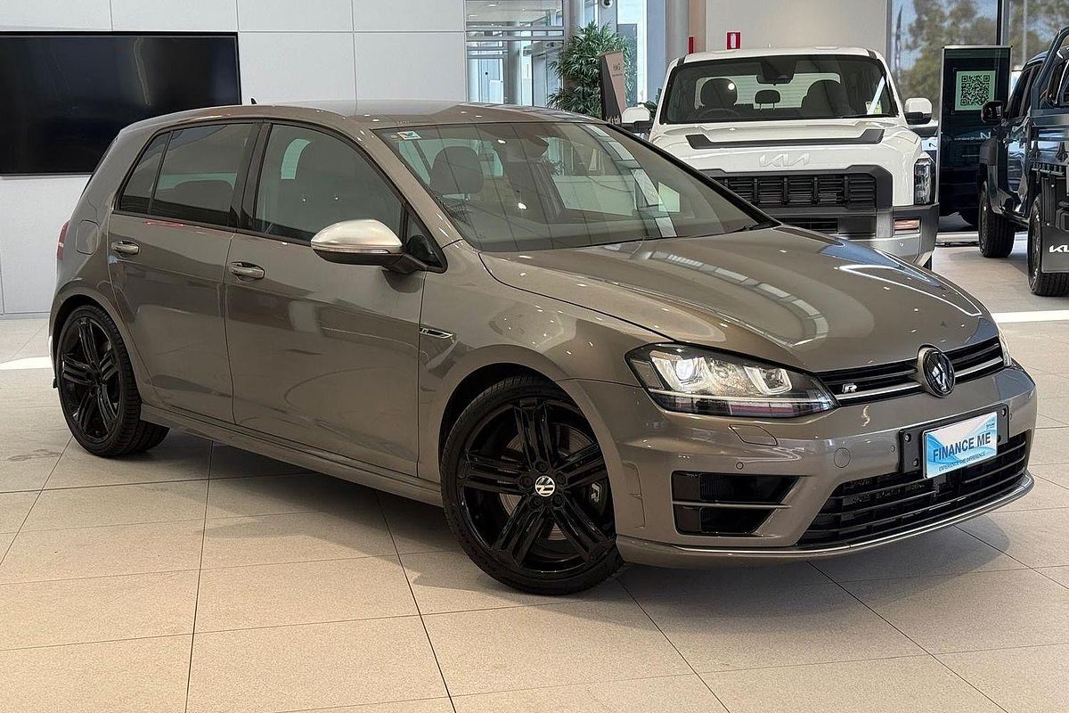 2014 Volkswagen Golf R 7