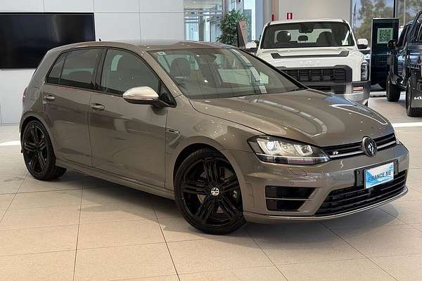2014 Volkswagen Golf R 7