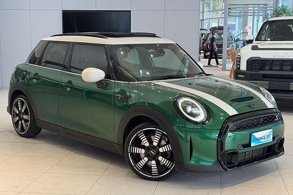 2022 MINI Hatch Cooper S Classic F55 LCI-2