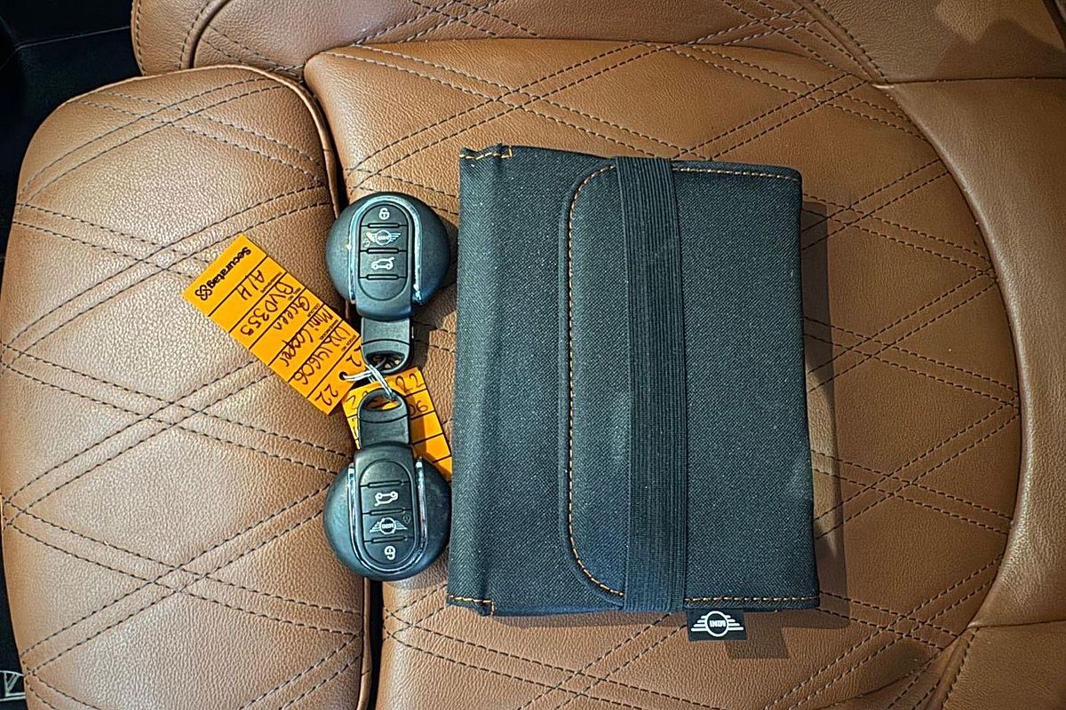 2022 MINI Hatch Cooper S Classic F55 LCI-2