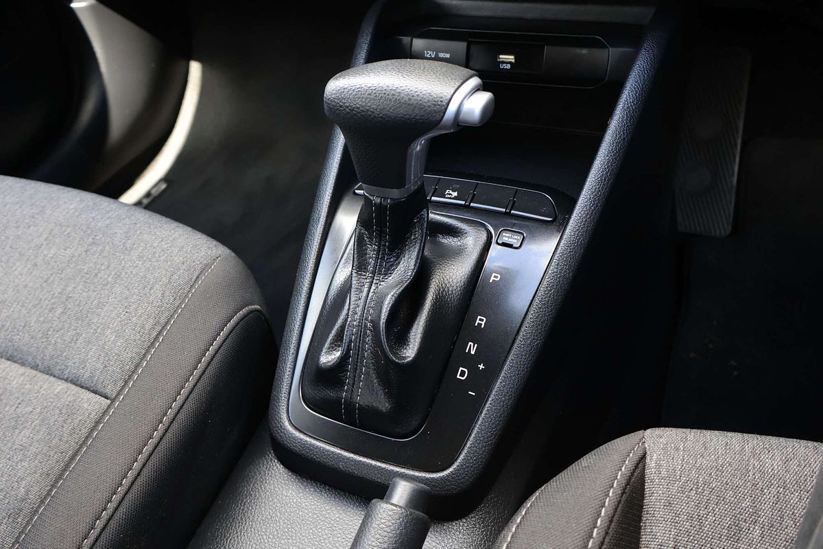 2021 Kia Stonic S YB