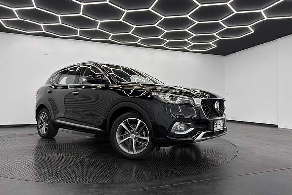 2022 MG HS Essence SAS23