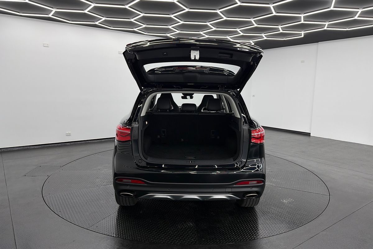 2022 MG HS Essence SAS23