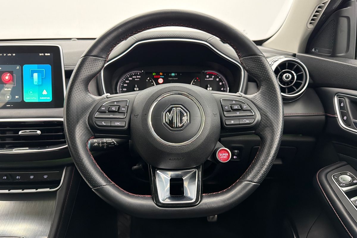 2022 MG HS Essence SAS23