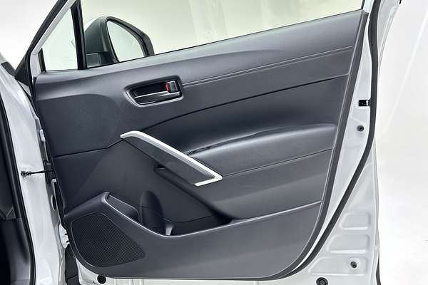 2024 Toyota Corolla Cross GX MXGA10R thumb-18