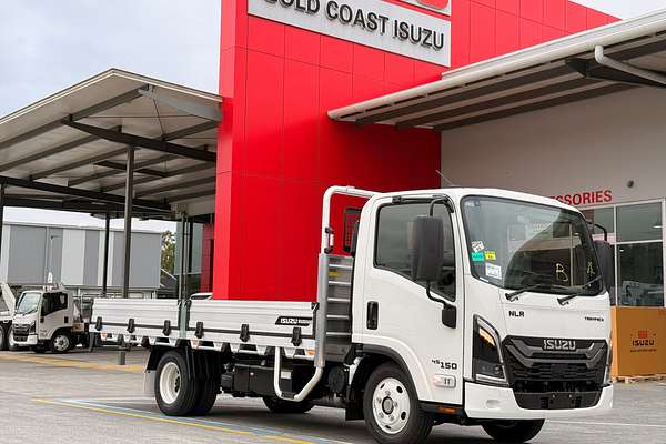 2026 Isuzu NLR 45-150