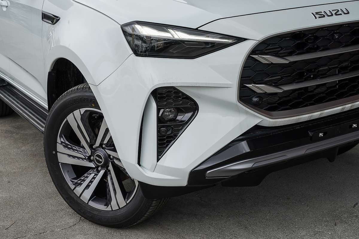 2025 Isuzu MU-X LS-T