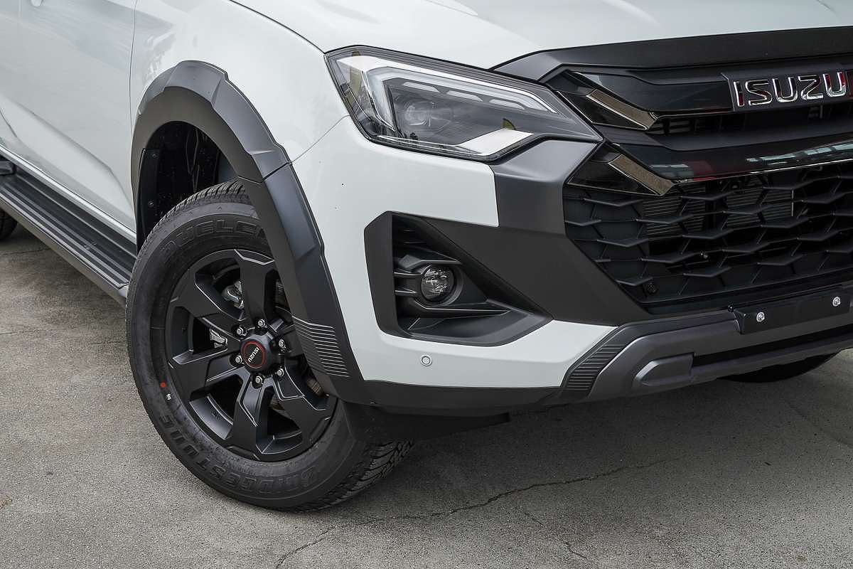 2025 Isuzu D-MAX X-TERRAIN 4X4