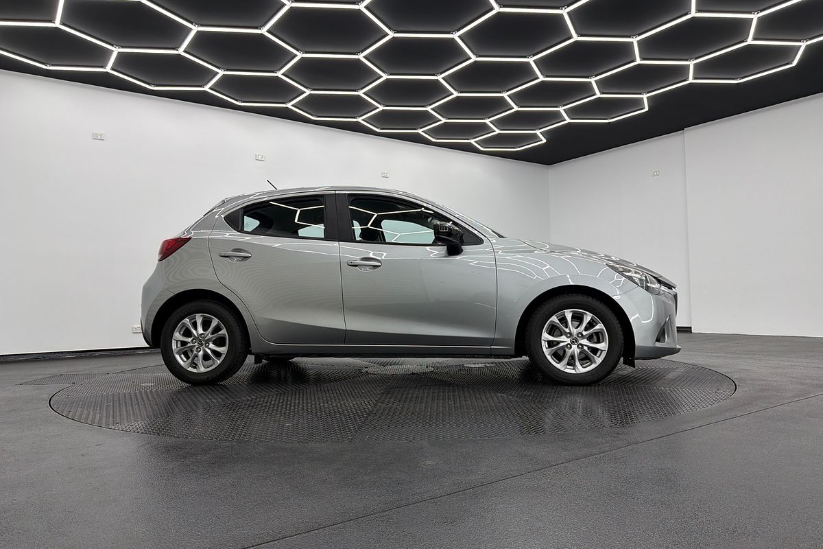 2017 Mazda 2 Maxx DJ Series