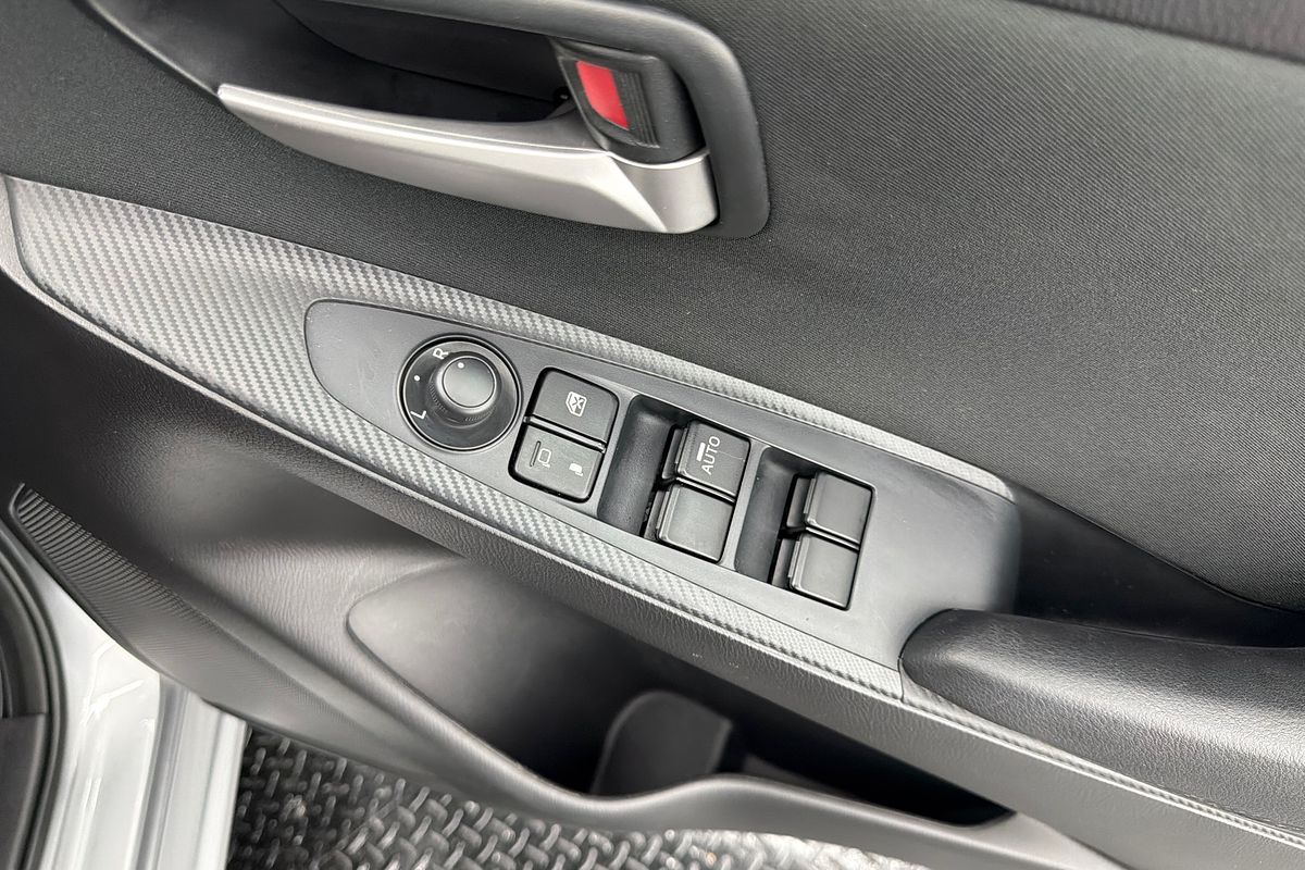 2017 Mazda 2 Maxx DJ Series