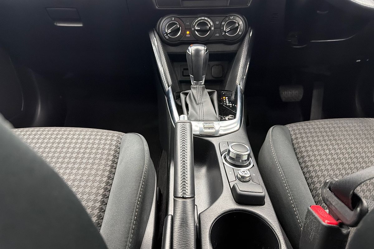 2017 Mazda 2 Maxx DJ Series