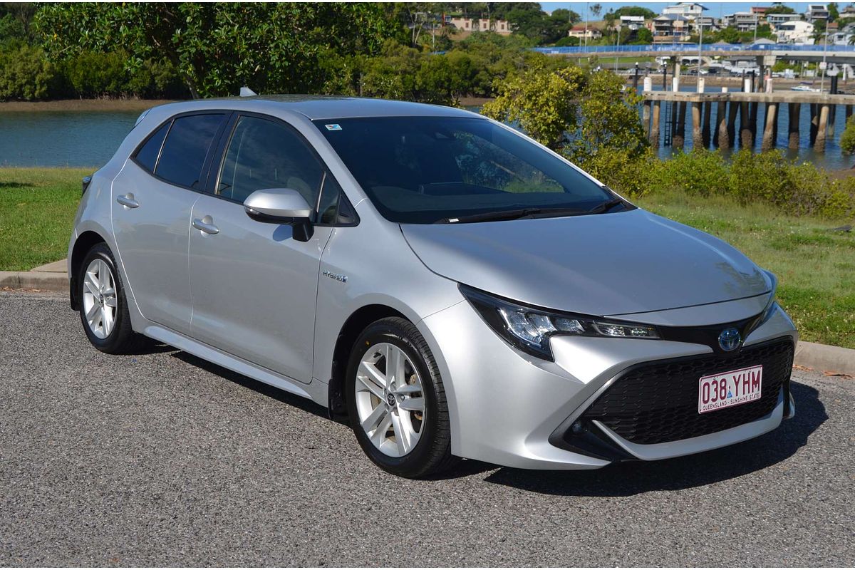 2018 Toyota Corolla SX Hybrid ZWE211R