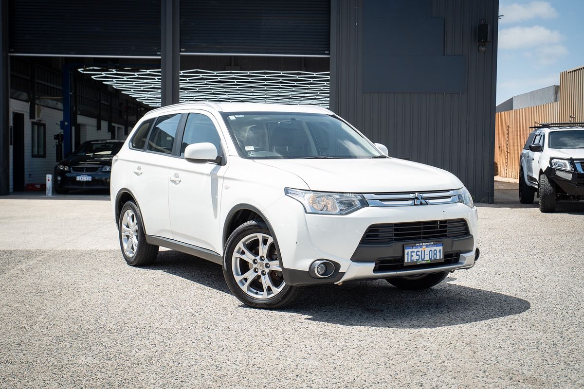 2015 Mitsubishi Outlander ES ZJ