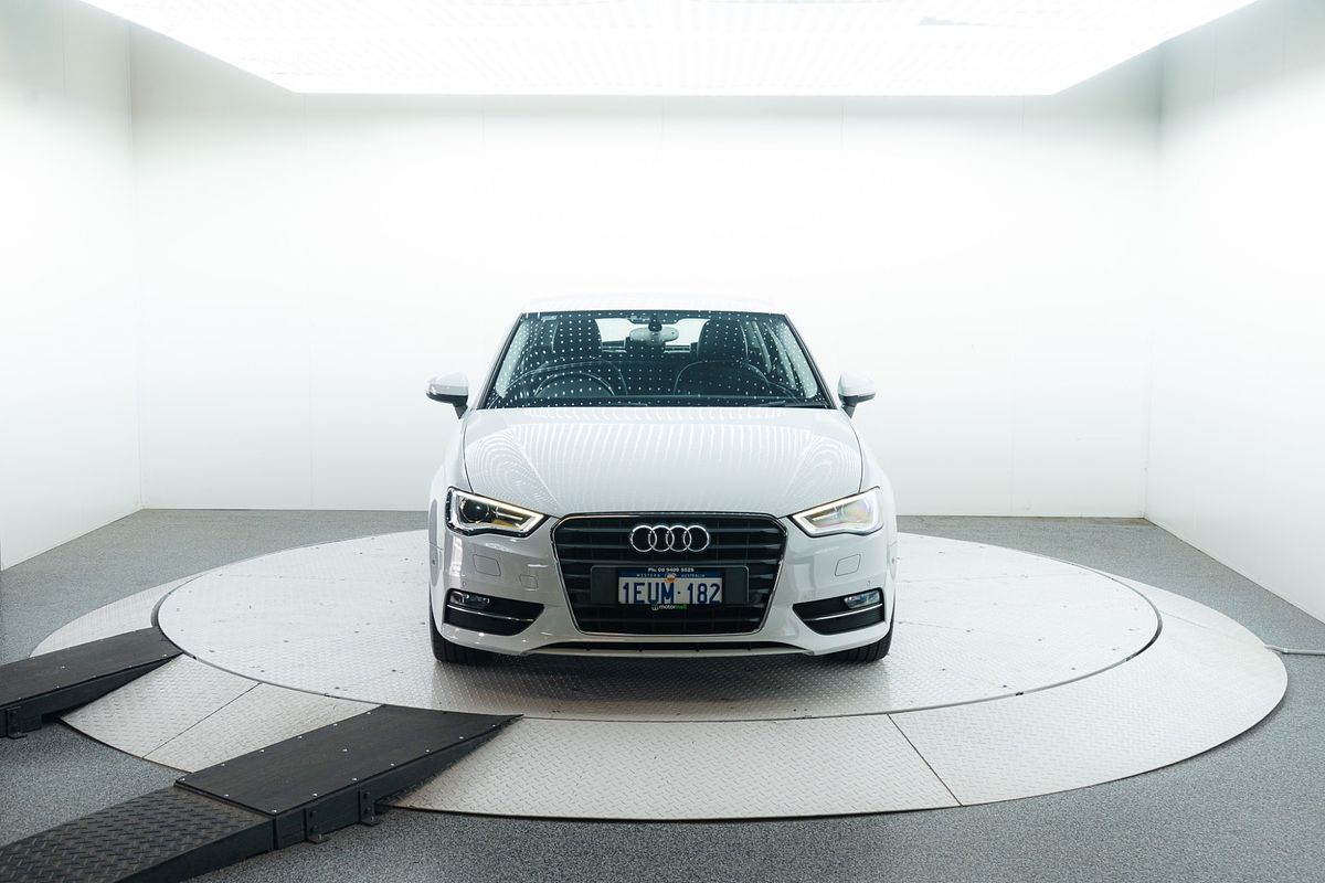 2013 Audi A3 Attraction 8V