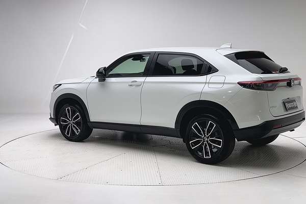 2023 Honda HR-V Vi X thumb-5