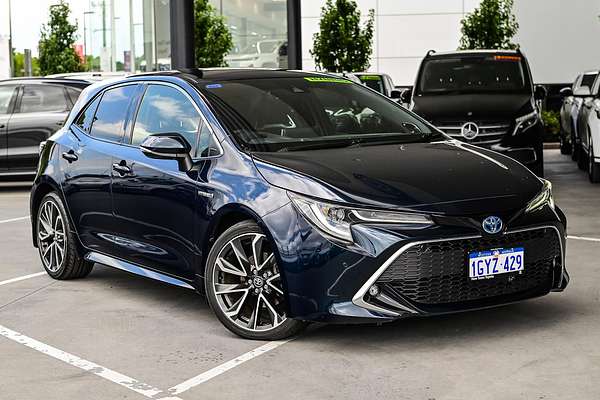 2019 Toyota COROLLA ZR HYBRID ZWE211R