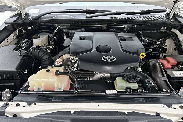 2022 Toyota Hilux SR GUN126R 4X4 thumb-10