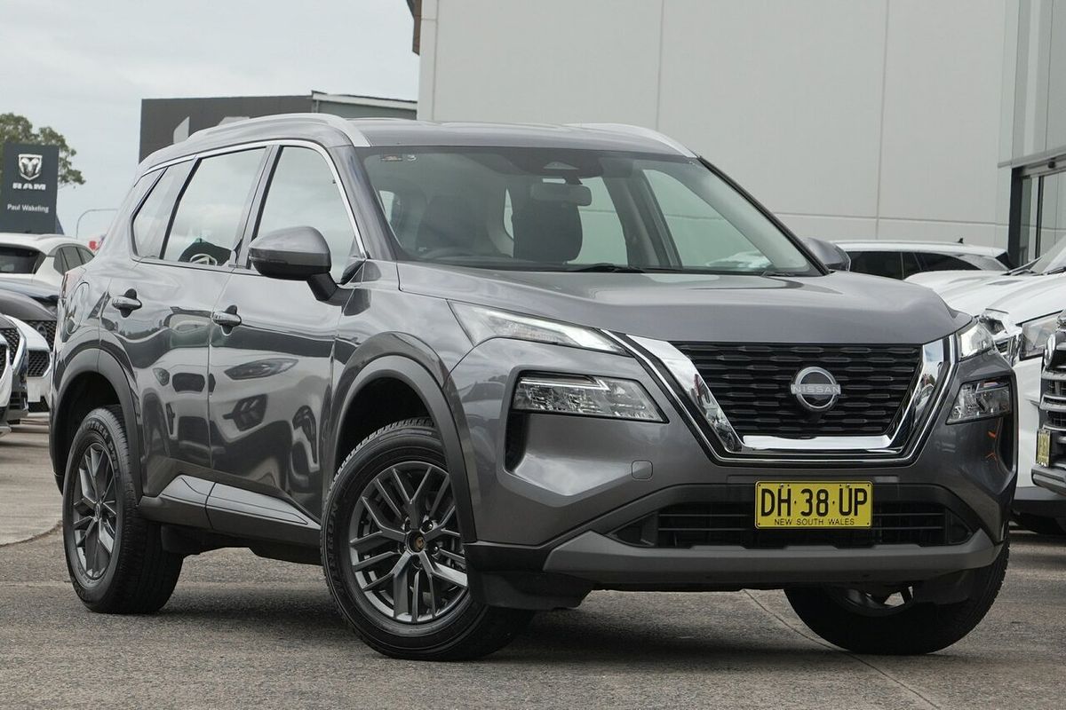 2023 Nissan X-TRAIL ST T33