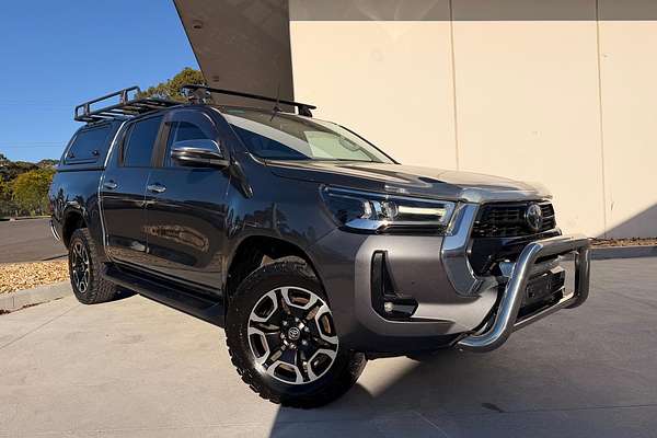 2020 Toyota Hilux SR5 GUN126R 4X4
