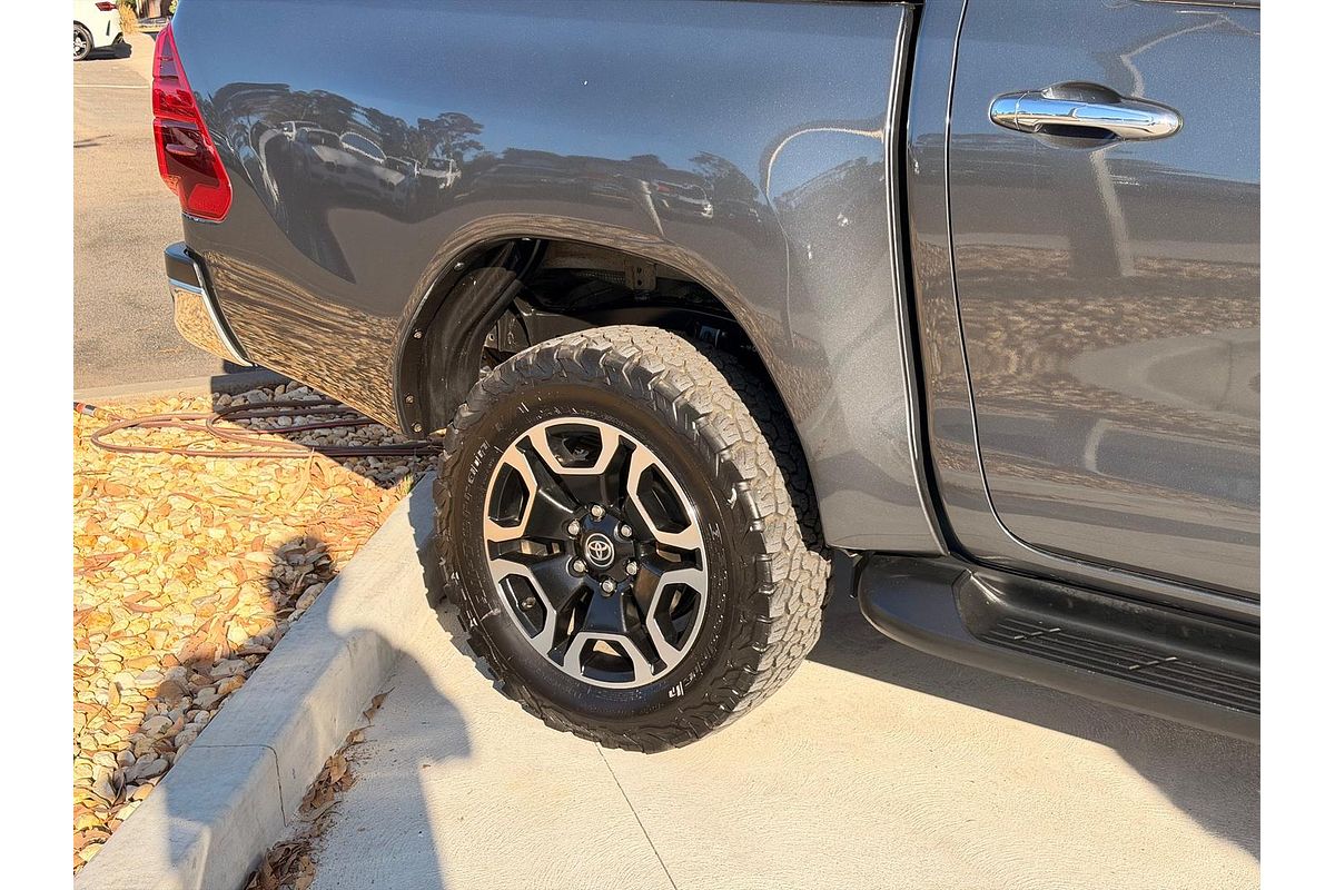 2020 Toyota Hilux SR5 GUN126R 4X4
