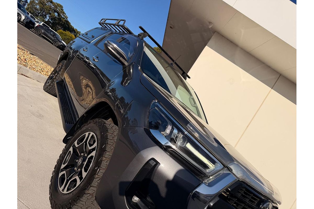 2020 Toyota Hilux SR5 GUN126R 4X4