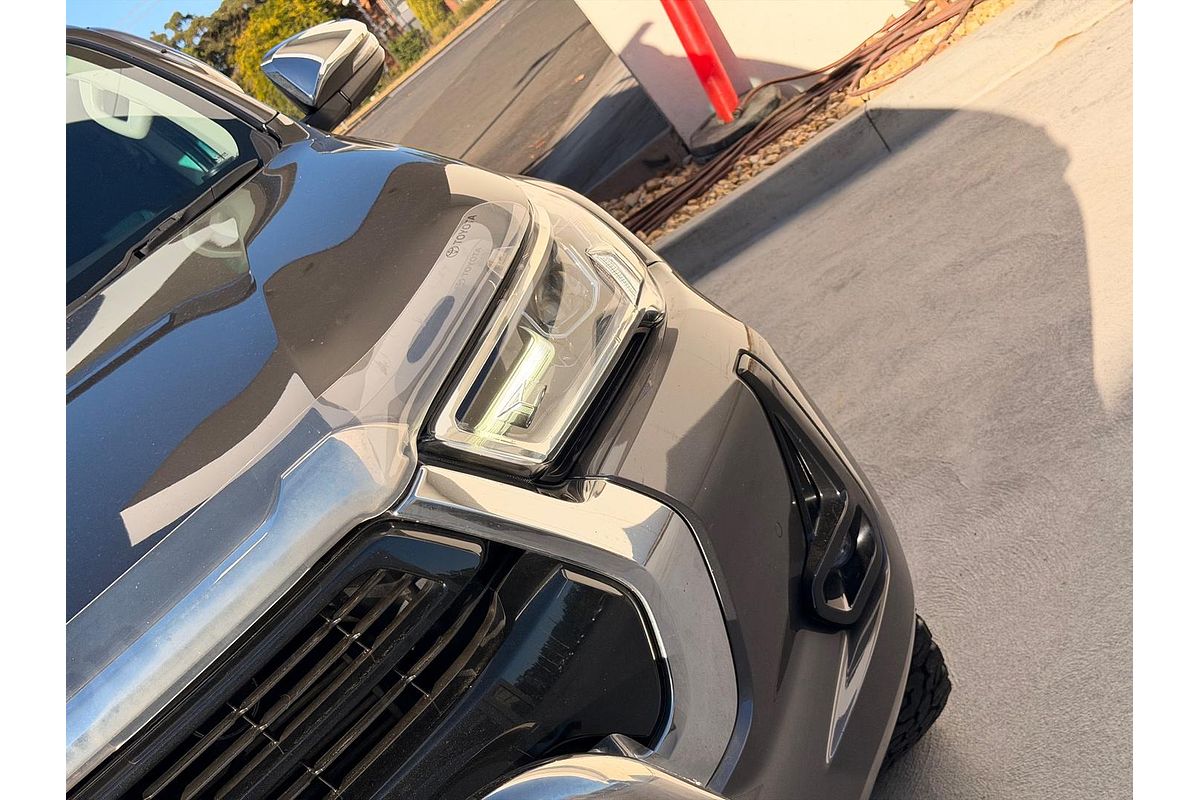 2020 Toyota Hilux SR5 GUN126R 4X4