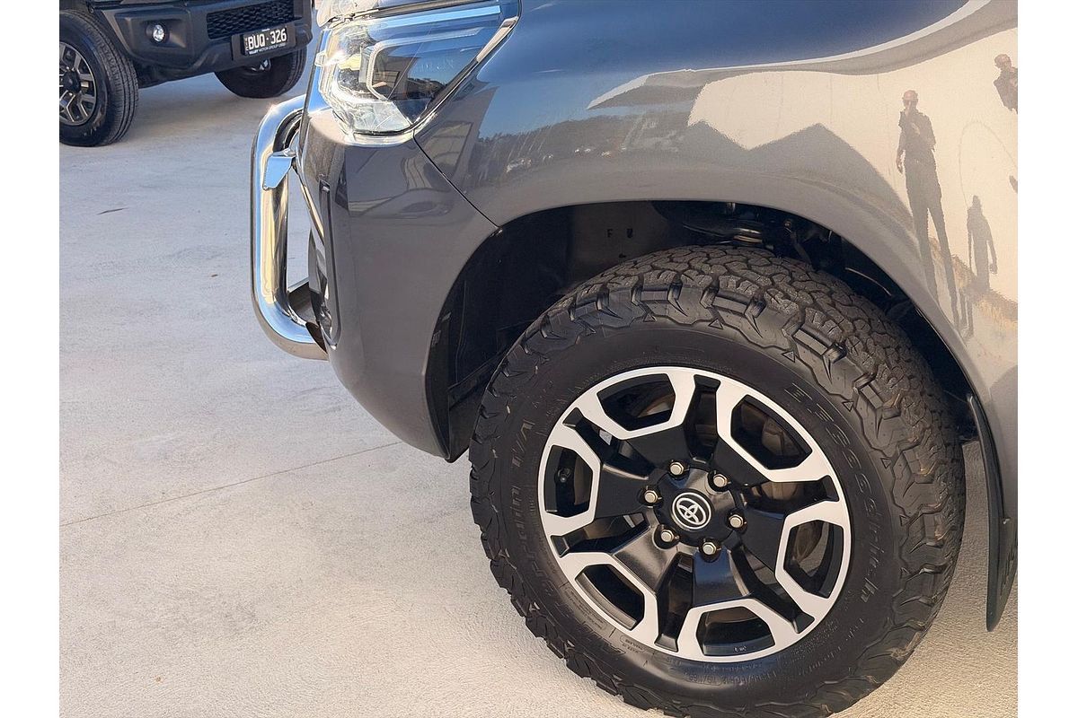 2020 Toyota Hilux SR5 GUN126R 4X4