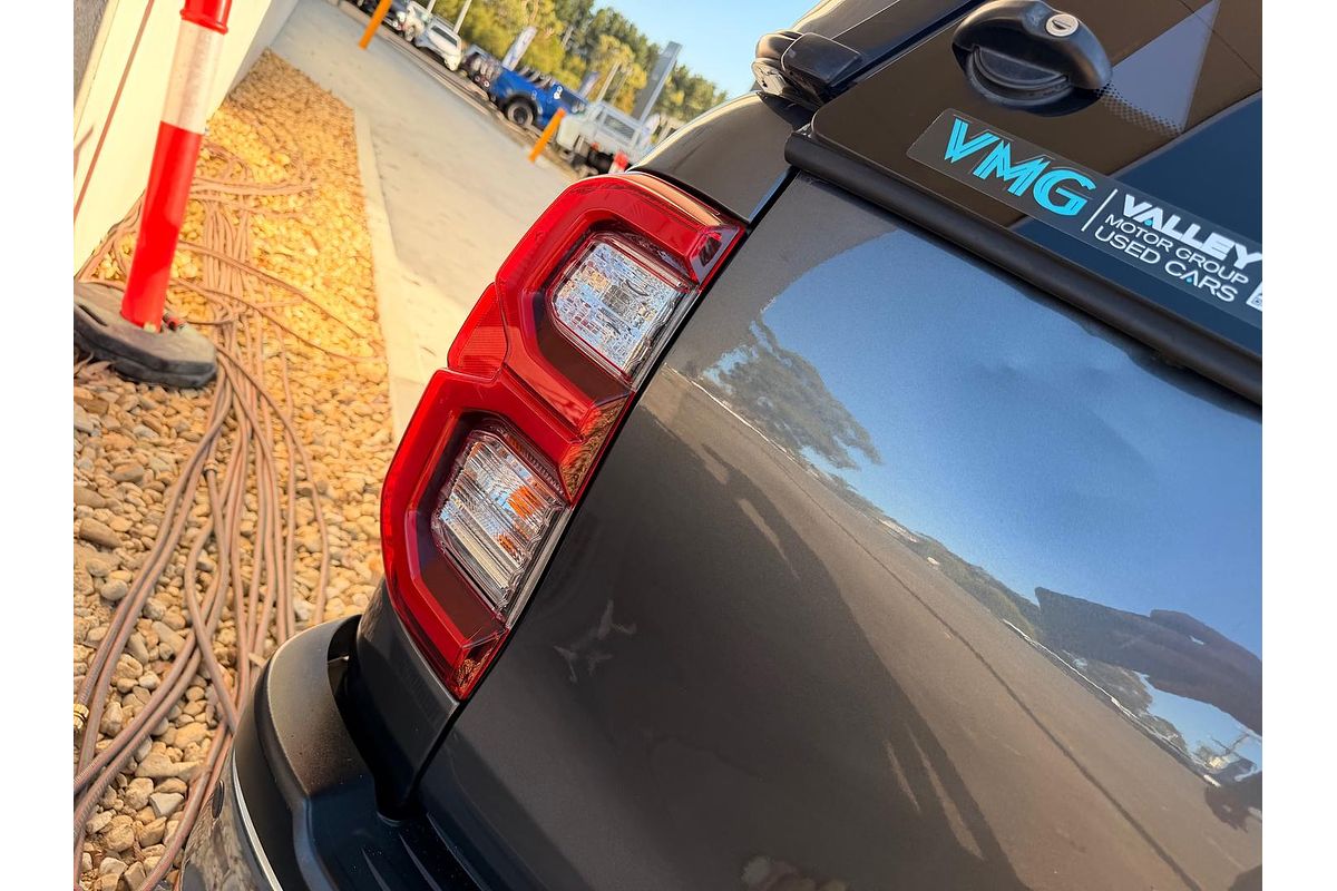 2020 Toyota Hilux SR5 GUN126R 4X4