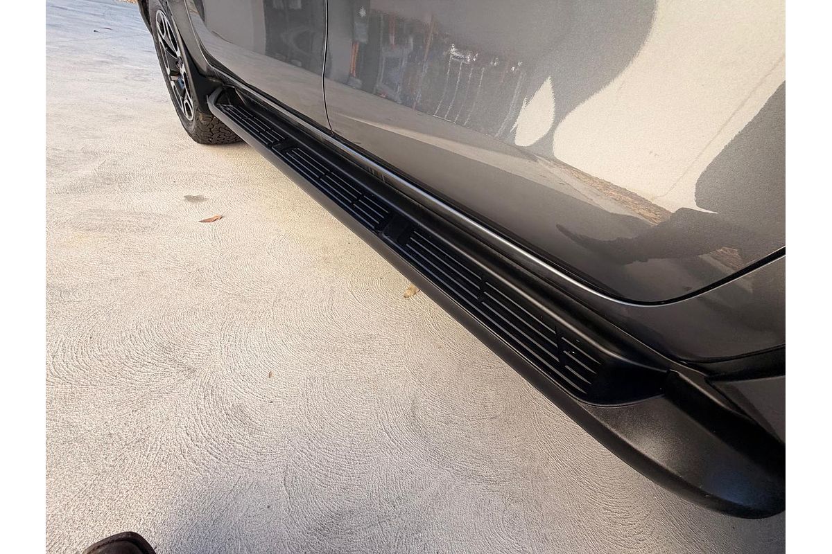 2020 Toyota Hilux SR5 GUN126R 4X4