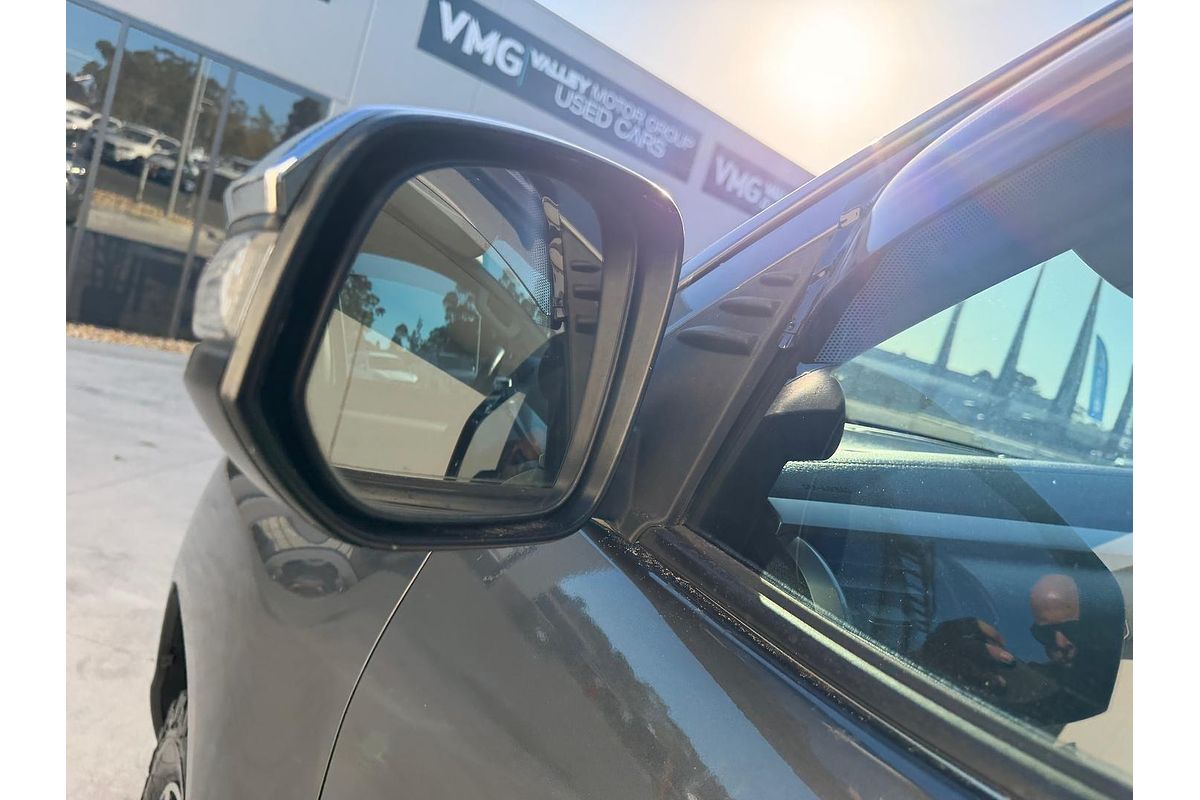 2020 Toyota Hilux SR5 GUN126R 4X4