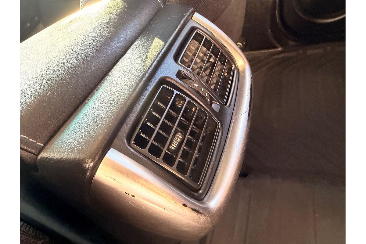 2020 Toyota Hilux SR5 GUN126R 4X4