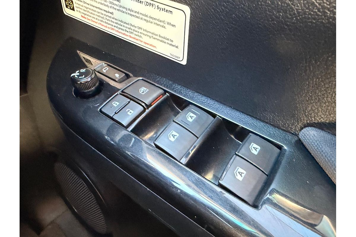 2020 Toyota Hilux SR5 GUN126R 4X4