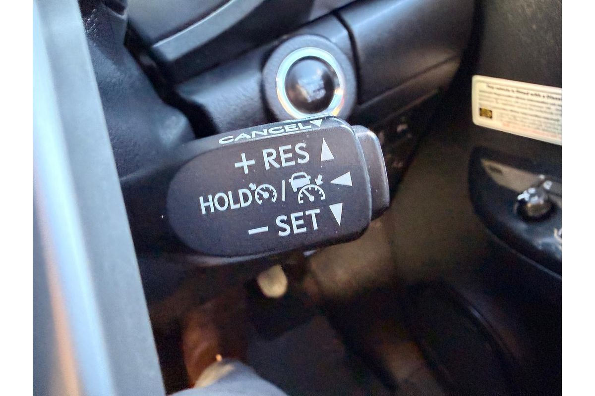 2020 Toyota Hilux SR5 GUN126R 4X4