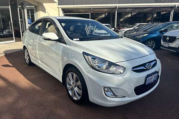 2012 Hyundai Accent Premium RB