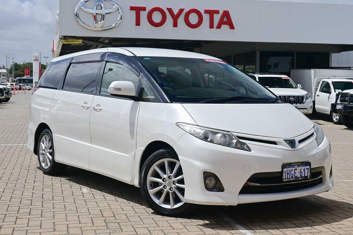 2012 Toyota Tarago
